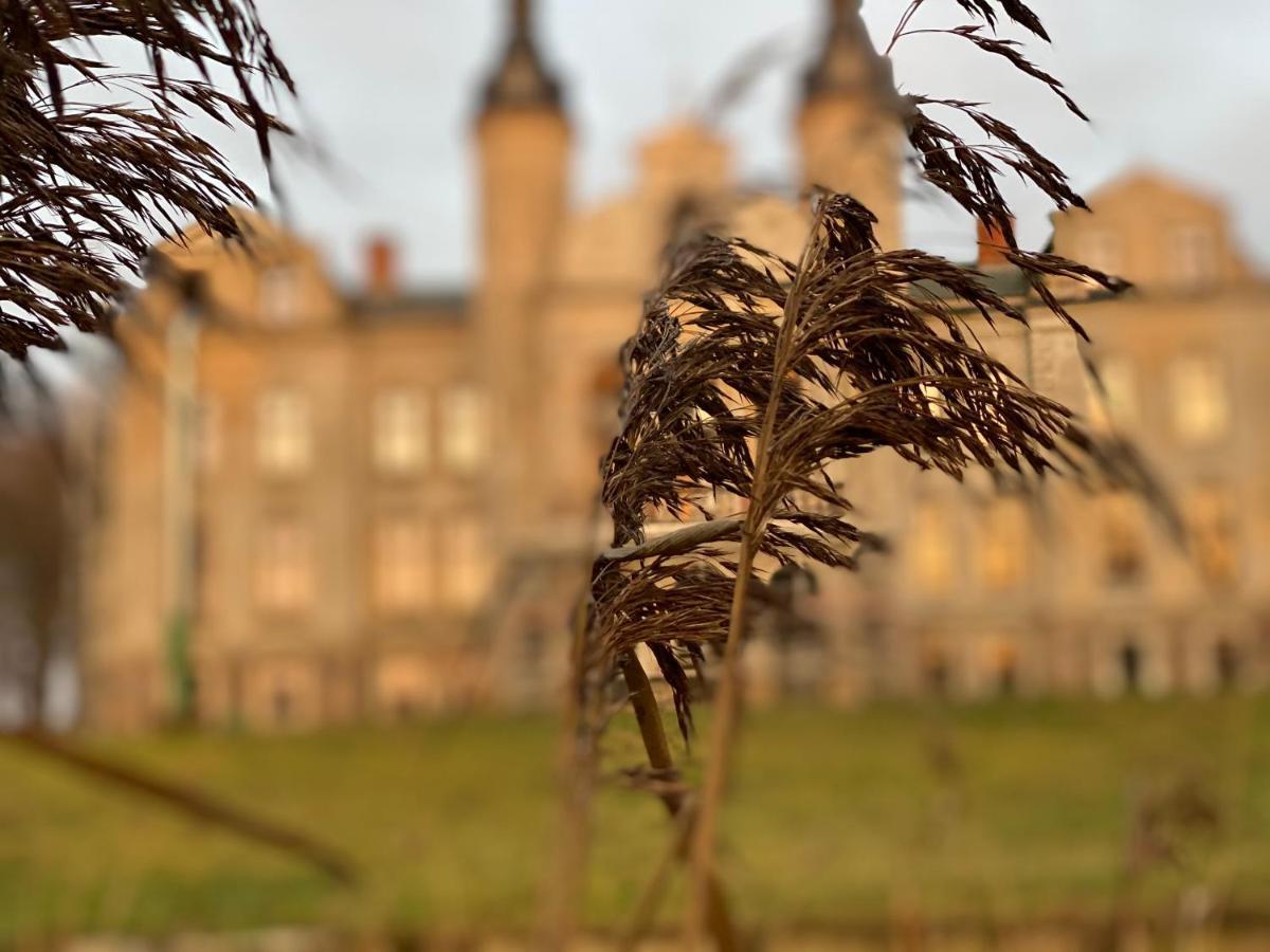 Hotel Am Schlosspark Mallin Buitenkant foto