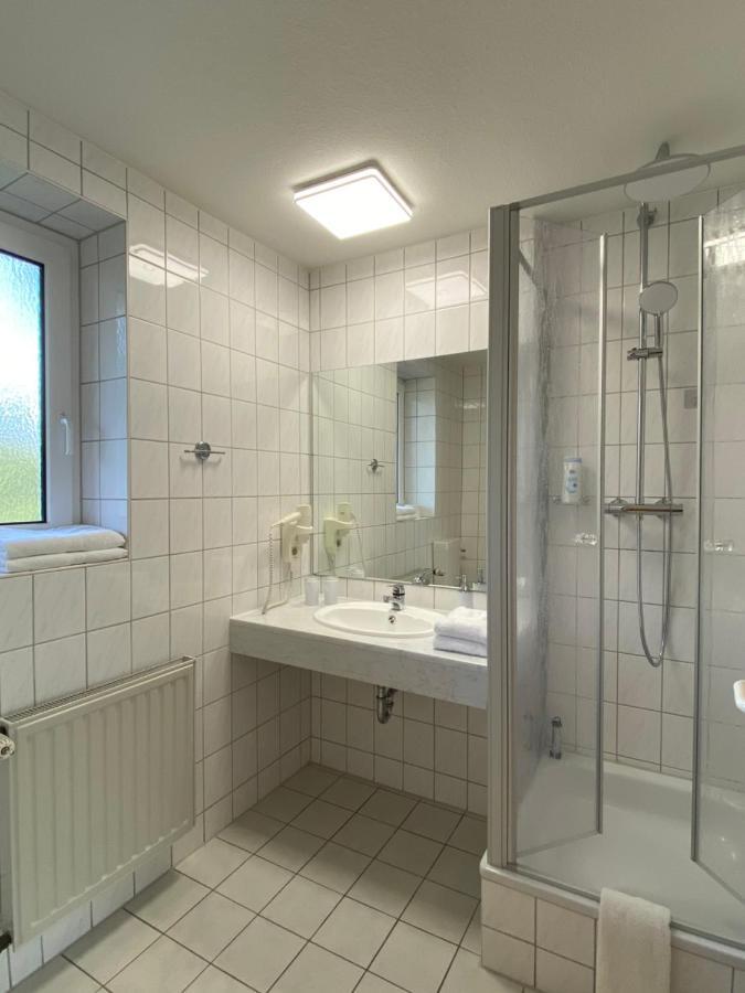 Hotel Am Schlosspark Mallin Buitenkant foto
