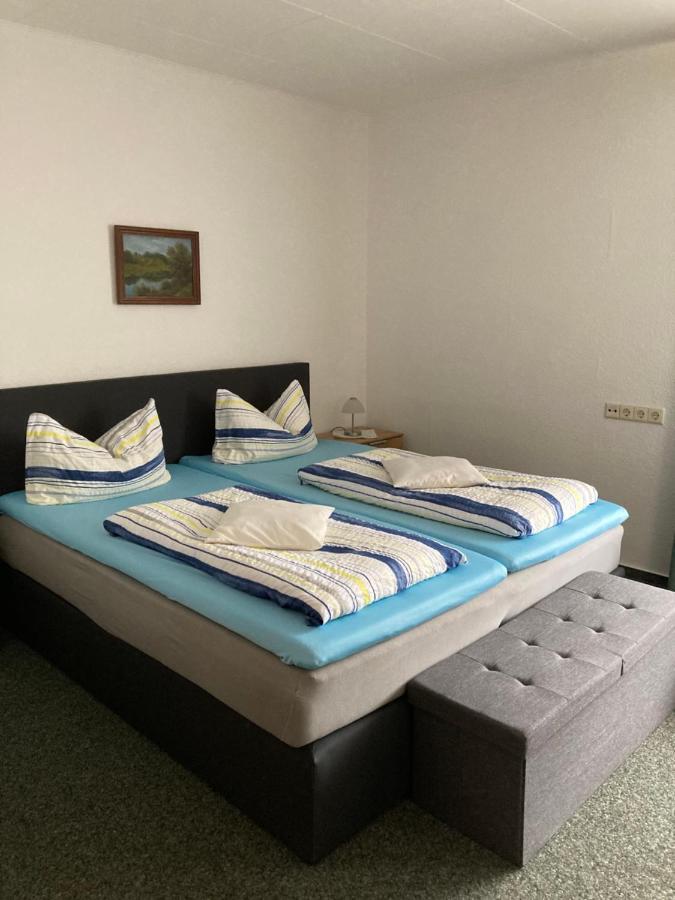 Hotel Am Schlosspark Mallin Buitenkant foto