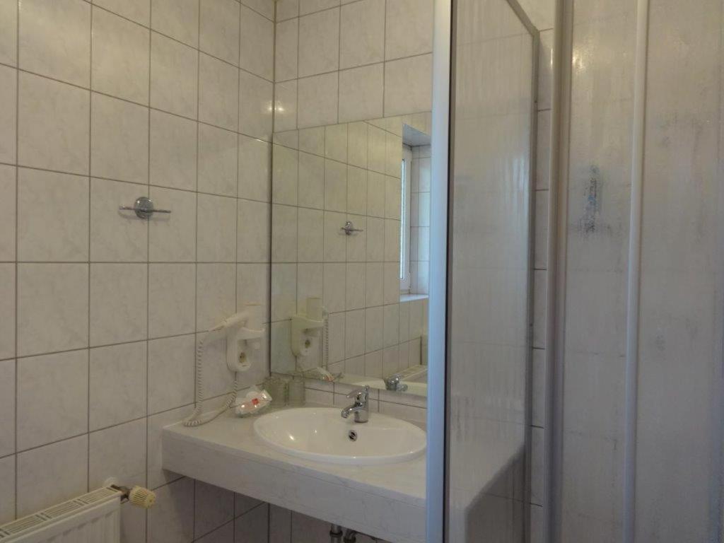 Hotel Am Schlosspark Mallin Kamer foto